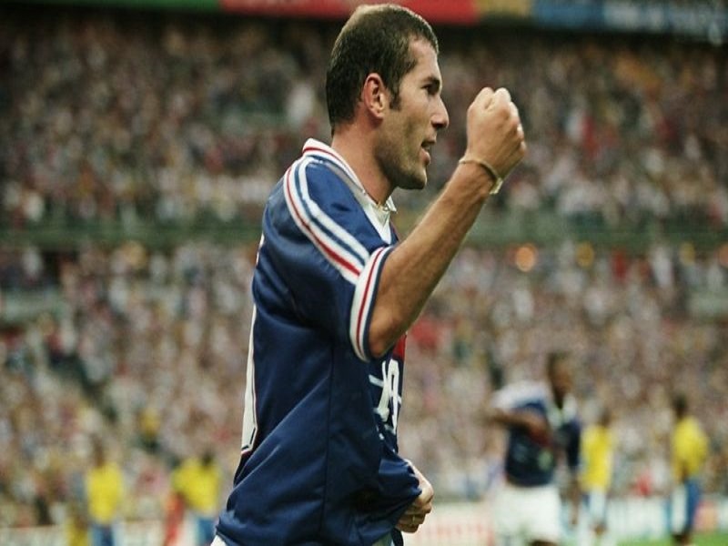 Top 10 cầu thủ quyết định giải nghệ sớm trong sự tiếc nuối của giới hâm mộ Zinedine Zidane