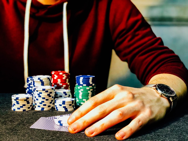 Hướng dẫn chơi poker 3 lá online