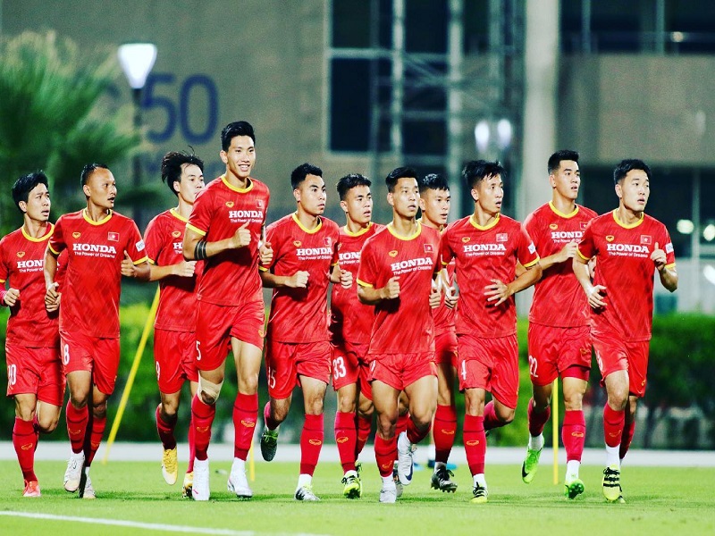 Bóng đá Việt Nam tiếp tục dẫn đầu Đông Nam Á, bỏ xa Thái Lan và Malaysia