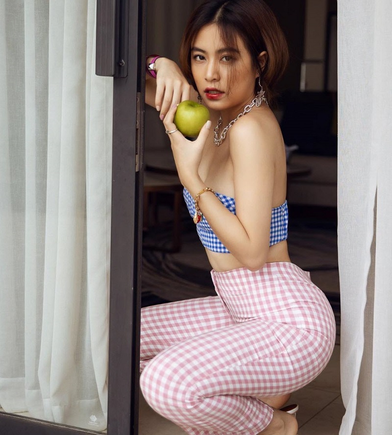 Gái xinh Hoàng Thùy Linh nóng bỏng với loạt hình ảnh sexy