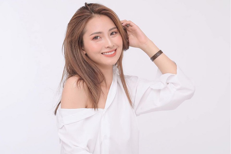 MC Huyền Trang VTV6 xinh đẹp